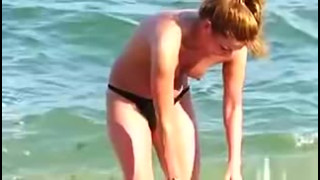 Amateur Sexy Milfs - Spy Beach Big Boobs Topless