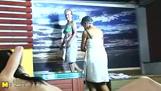 Ever Take A Peek In An All Female Mature Sauna - MatureNL