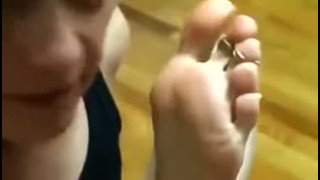 Horny Granny Goldsole57 Sucks Her Own Feet