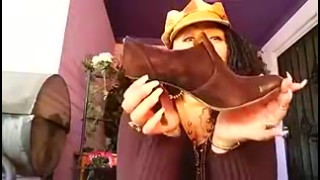 Sexy black mature nylon feet 2