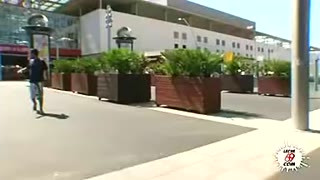 Tamara Dix in Public Milf Casting - Leche69