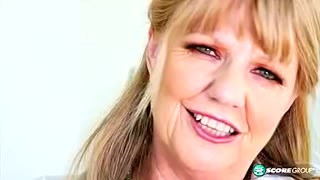 Mia Magnusson's hands-on sex lesson - 60PlusMilfs