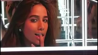 Poonam Pandey, Erotic Trap